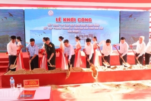 Khởi công xây dựng 100 nhà sinh hoạt cộng đồng kết hợp phòng tránh lũ tại Đắk Lắk