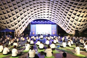 Hàng trăm người đồng diễn yoga quốc tế - Đà Nẵng 2026