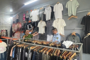 Tuyên Quang: Tạm giữ lô quần áo có dấu hiệu giả mạo nhãn hiệu