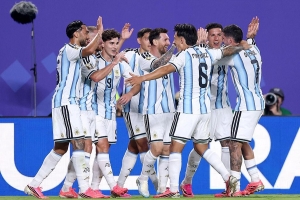 Argentina giành 9 điểm tuyệt đối, Messi tiếp tục viết lại lịch sử World Cup