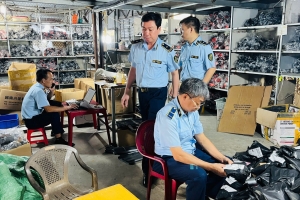 Hải Phòng: Ra quân đợt cao điểm truy quét hàng giả