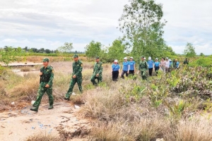 Nghĩa tình keo sơn nơi biên cương