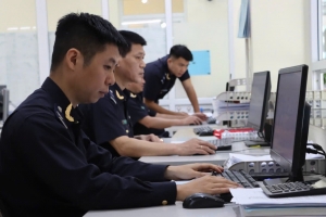 Từ ngày 14/8, 12 nhóm hàng nhập khẩu phải làm thủ tục hải quan tại cửa khẩu nhập