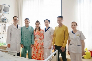 Loại bỏ khối u não 8 cm, bệnh nhân Campuchia tự đi lại chỉ sau 2 ngày phẫu thuật