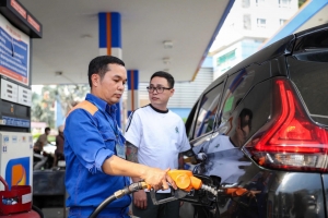 Kéo dài ưu đãi thuế xăng dầu đến hết quý III/2026, giá xăng tăng hơn 1.200 đồng/lít