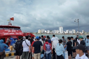 Đặc khu Cô Tô (tỉnh Quảng Ninh) đưa an toàn 3.147 du khách về đất liền