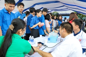 Nghệ An: Hơn 700 lao động tham gia Ngày hội việc làm tại Khu công nghiệp Hoàng Mai I