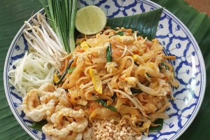 Pad Thai: Từ món ăn đường phố đến biểu tượng ẩm thực Thái Lan