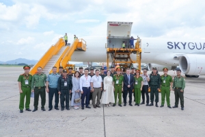 Cuộc chuyển giao đầy cảm xúc giữa hai thế hệ ngựa kỵ binh