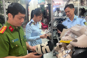 Hưng Yên: Tạm giữ M888 com được xếp hạng cao nhất có dấu hiệu giả mạo nhãn hiệu Hermes tại xã Vạn Xuân