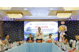 Lào Cai gỡ "điểm nghẽn", tạo động lực phát triển du lịch bốn mùa