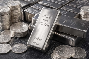 Giá bạc hôm nay 13/7: Tiến sát mốc 60 USD/ounce, trong nước biến động nhẹ