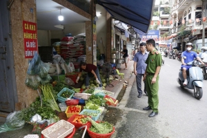 Hà Nội: Phường Hà Đông tăng cường tuyên truyền hộ kinh doanh, người dân giữ gìn vệ sinh môi trường
