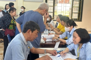 Hà Nội bứt phá hoàn thành hơn 93% hồ sơ ủy quyền nhận lương hưu nhờ cơ chế phi địa giới