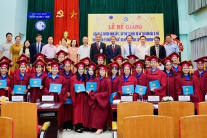 Huế: 37 tân bác sĩ Dự án “Thí điểm bác sĩ trẻ tình nguyện về vùng khó khăn” ra trường