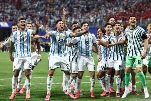 Argentina ngược dòng hạ tuyển Anh, Messi rực sáng đưa nhà đương kim vô địch vào chung kết World Cup 2026