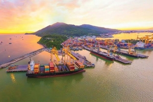 Muốn kinh tế biển bứt phá, cần gỡ "nút thắt" từ thể chế