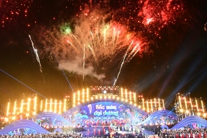 Khai mạc Festival Biển Khánh Hòa 2026: Một đêm khai màn không thể tuyệt vời hơn