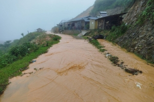 Lào Cai chỉ đạo khẩn ứng phó mưa lũ tại Mù Cang Chải, di dời dân khỏi vùng nguy hiểm