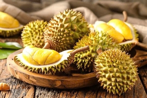 Giá sầu riêng hôm nay 20/7: Sầu Thái dao động mức 70.000 – 73.000 đồng/kg