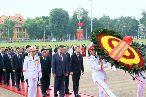 [Ảnh] Ban Chấp hành Trung ương Đảng vào Lăng viếng Chủ tịch Hồ Chí Minh