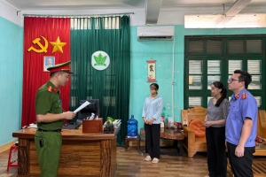 Khởi tố, bắt tạm giam Chủ tịch Công ty phân bón Hà Bắc vì sản xuất phân bón giả