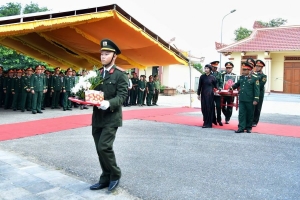 Quảng Trị: Lễ viếng, truy điệu và an táng 2 hài cốt liệt sĩ tại Nghĩa trang Khe Sanh