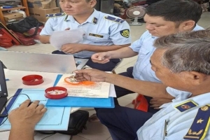 An Giang: Tạm giữ lô trang sức vàng giả mạo thương hiệu Chanel