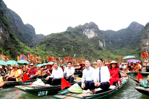Du lịch Ninh Bình tăng trưởng ấn tượng, tiến gần mục tiêu hoàn thành kế hoạch năm 2026
