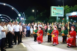 Lạng Sơn tổ chức chương trình nghệ thuật “Giai điệu quê hương” tại Không gian Văn hóa đường Hùng Vương
