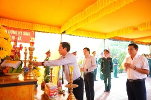 Quảng Trị: Lễ viếng, truy điệu và an táng 2 hài cốt liệt sĩ tại xã Hiếu Giang