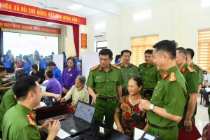 Công an tỉnh Tuyên Quang tiếp nhận mẫu sinh phẩm ADN của gần 50 thân nhân liệt sĩ