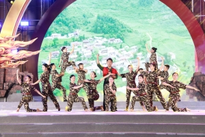 "Vành hoa đỏ": Mệnh lệnh từ trái tim và sứ mệnh tri ân