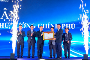 QUATEST 3 đón nhận Bằng khen của Thủ tướng Chính phủ nhân kỷ niệm 50 năm thành lập