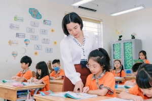 Hà Nội công bố 89 cá nhân được xét 'Nhà giáo nhân dân', 'Nhà giáo ưu tú'