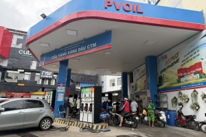 Giá xăng dầu hôm nay 16/8: Dầu thế giới tăng mạnh