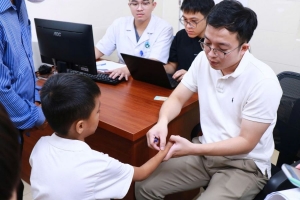 Hơn 600 trẻ em khuyết tật ở Hà Tĩnh được khám, điều trị và phẫu thuật miễn phí