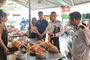 Hà Nội tăng cường quản lý giết mổ, kinh doanh động vật, bảo đảm an toàn thực phẩm