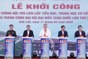 Đắk Lắk: Hỗ trợ kinh phí cho học sinh xã biên giới đi học trên 15 km