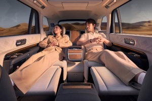 SUV hạng sang Zeekr 9X 5 chỗ nội thất xa xỉ, sức mạnh hơn 1.300 mã lực