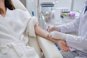 Hà Nội: Phạt 267 triệu đồng phòng khám liên quan phản ánh tư vấn truyền NMN, NAD+ chưa được cấp phép