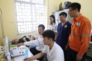 Núi Pháo đưa dịch vụ y tế đến tận nhà, tri ân người có công