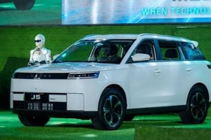 Omoda & Jaecoo Việt Nam tung ưu đãi đưa giá bán thực tế của Jaecoo J5 EV xuống 599 triệu đồng