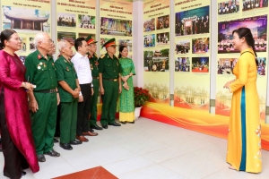 Trưng bày chuyên đề “Từ miền Quan họ đến ngục tù Côn Đảo - Một tấm lòng son”
