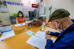 Hướng dẫn thủ tục nhận trợ cấp hằng tháng cho lao động chưa đủ điều kiện hưởng lương hưu