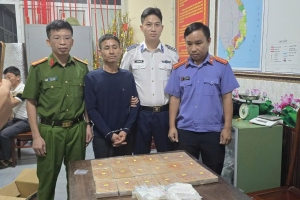 Hà Tĩnh: Bắt 4 đối tượng mua bán ma túy, thu giữ 20 bánh heroin và hơn 2.000 viên ma túy tổng hợp