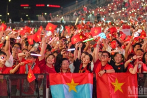 [Ảnh] "Tổ quốc trong tim" lan tỏa mạnh mẽ tình yêu đất nước