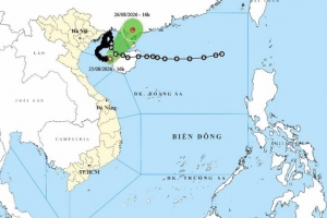 Bão số 4 suy yếu thành áp thấp nhiệt đới, nguy cơ lũ và sạt lở vẫn cao