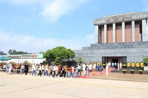 Hà Nội tặng 45.000 suất quà cho người dân, du khách dịp Quốc khánh 2/9