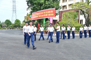 Vùng Cảnh sát biển 4 tích cực hưởng ứng hoạt động đi bộ “Cùng Việt Nam tiến bước”